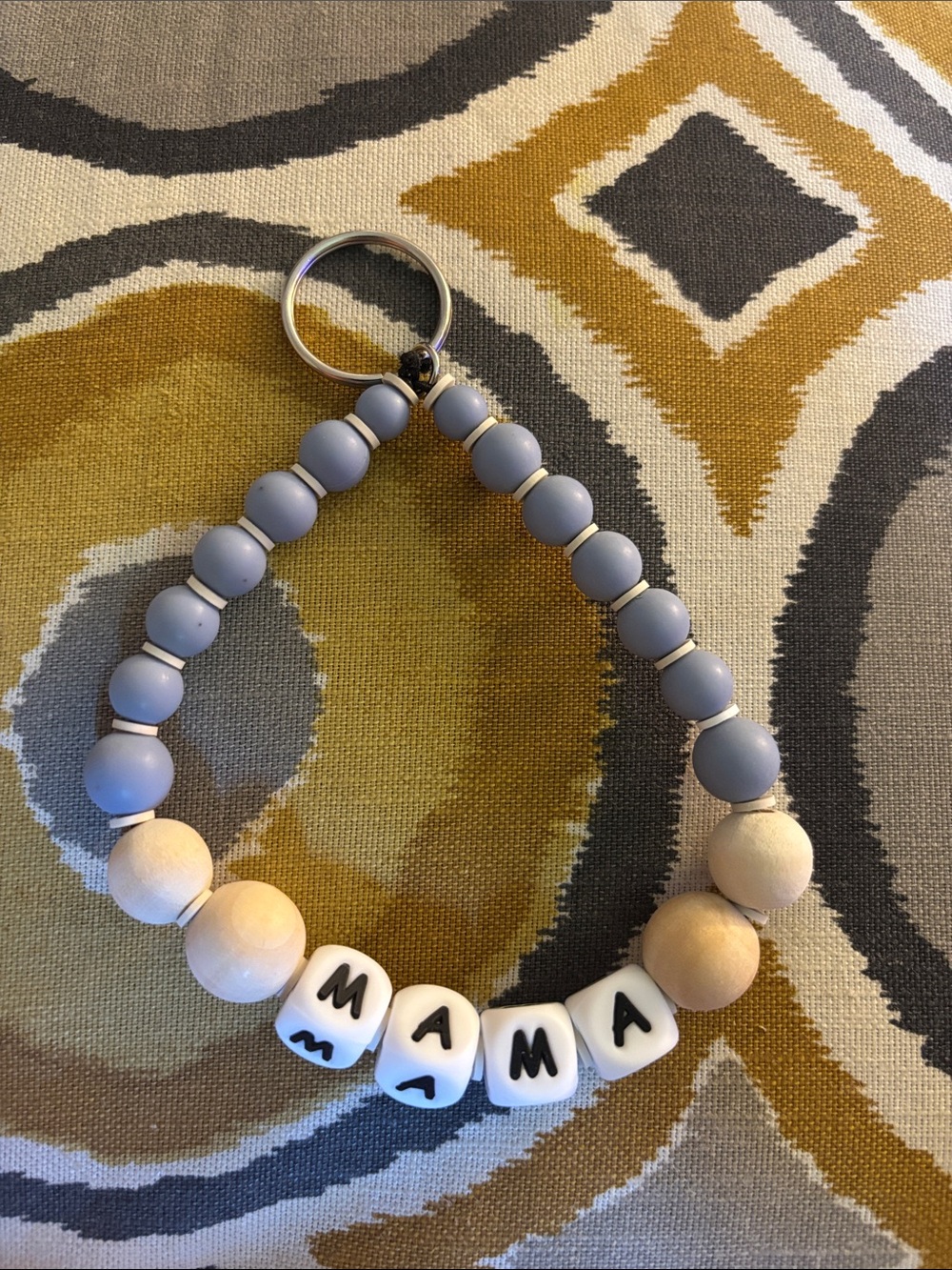 Mama Beaded Keyring - Gray and Natural Wood